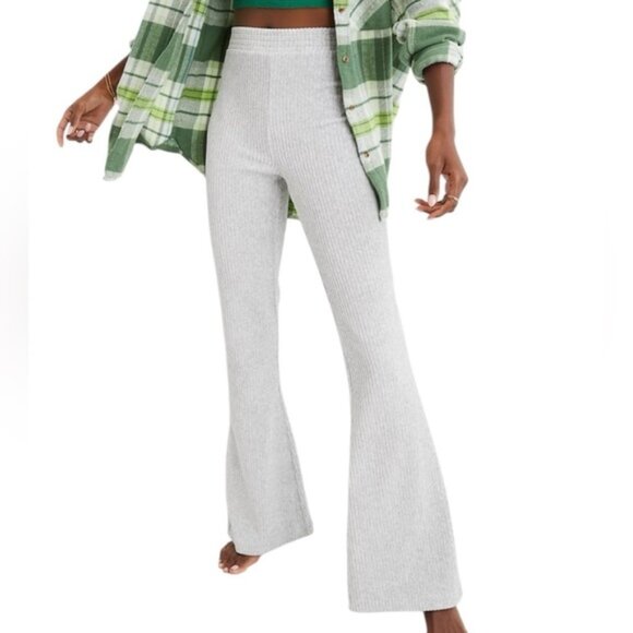 Aerie Groove-On Velour High Waisted Flare Pant - Picture 1 of 8